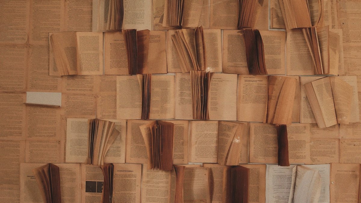 Память в переплетах: что такое букинистика и как она развивается в Казахстане