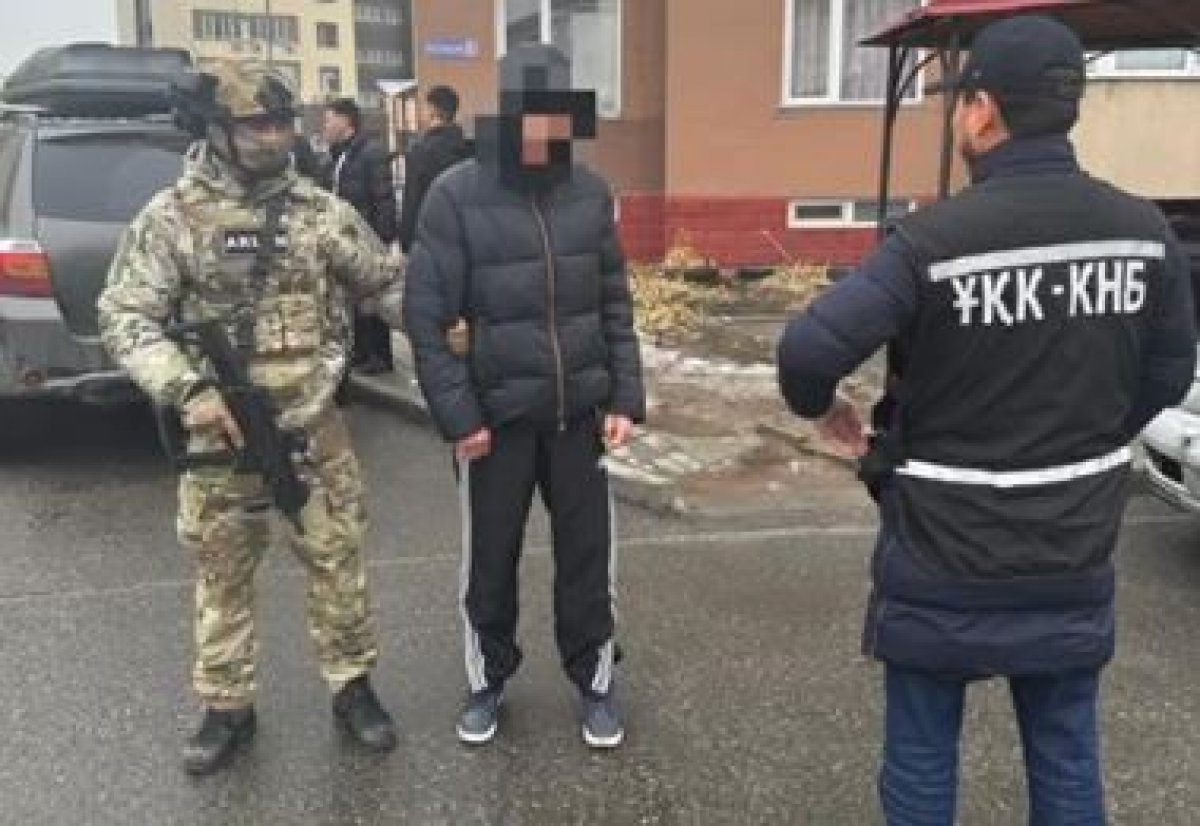 19-летние вымогатели держали в страхе жителей Талдыкоргана