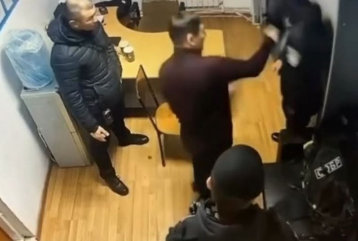 Руководство СОБР избивало и оскорбляло подчиненных в Атырауской области