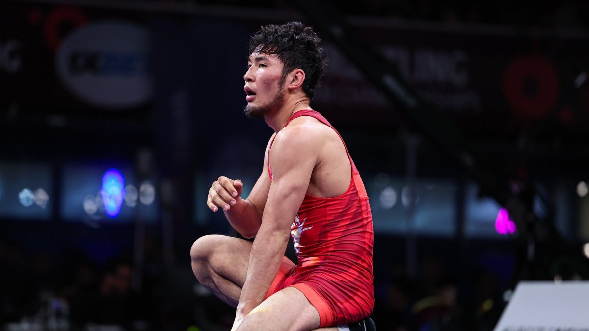Казахстанец завоевал золото чемпионата Азии по греко-римской борьбе