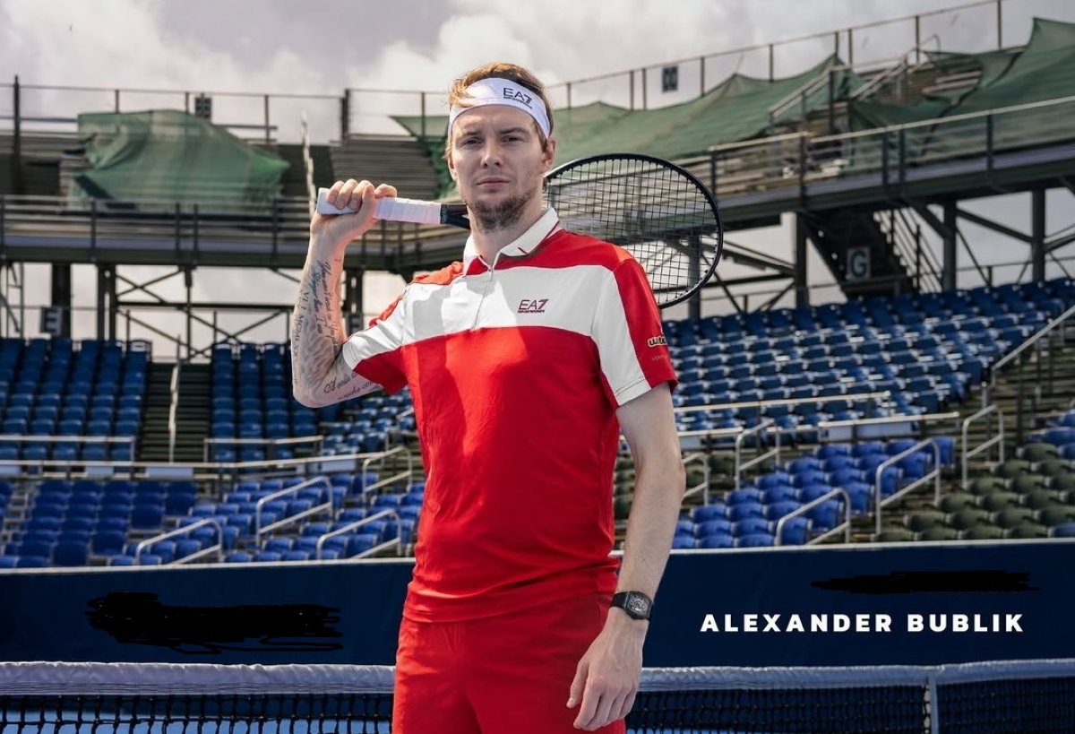 Александр Бублик сделал заявление о завершении карьеры