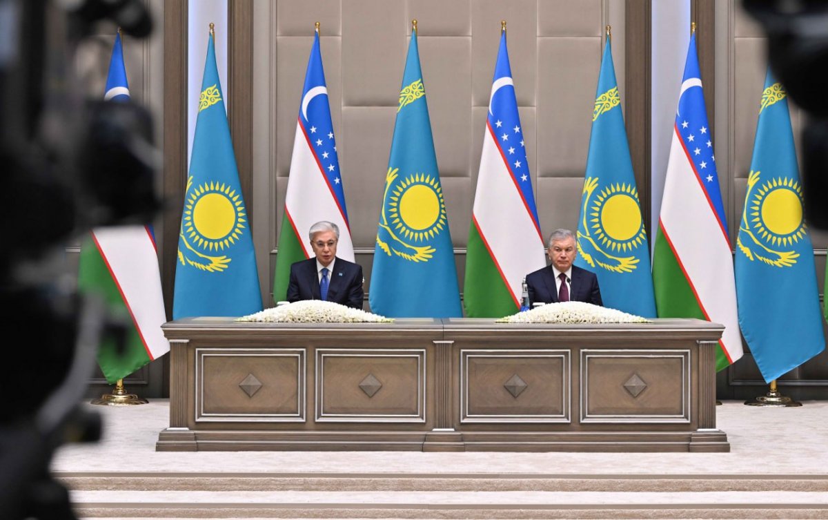 Касым-Жомарт Токаев и Шавкат Мирзиёев проведут встречу в Бухаре