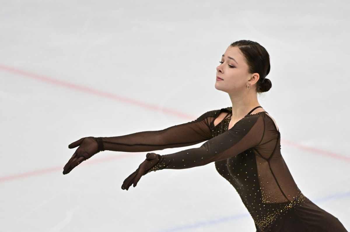 Софья Самоделкина станцевала в центре Алматы (ВИДЕО)