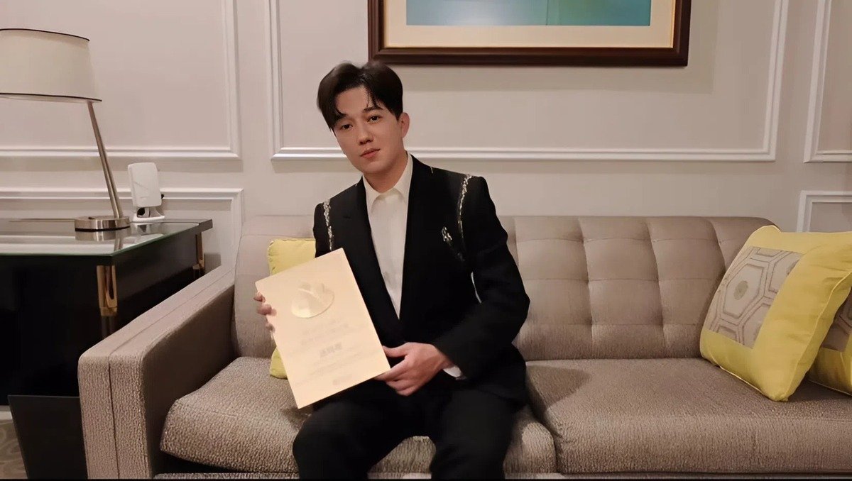 Димаш Кудайберген впервые получил награду как продюсер