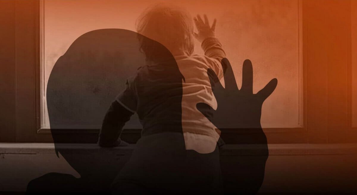 Маленький ребенок выпал из окна в Петропавловске