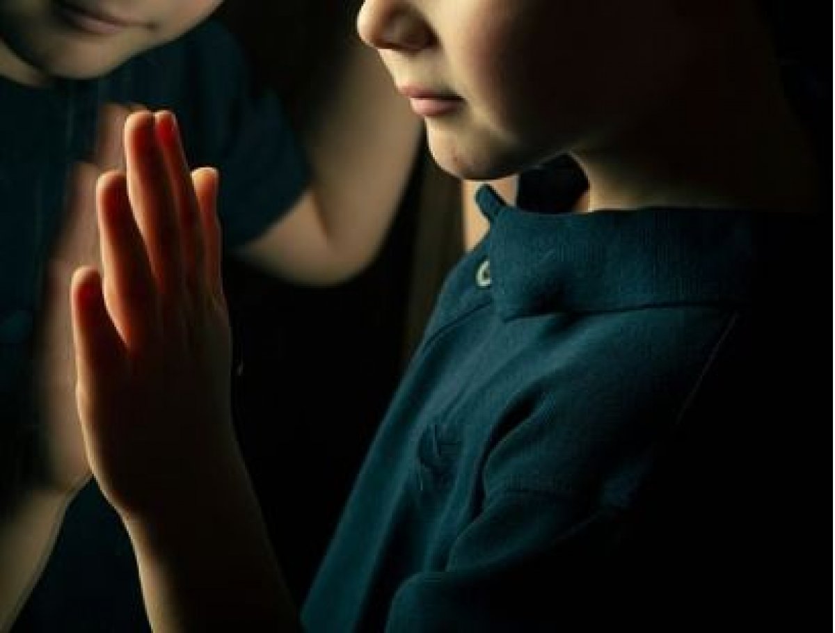 5-летний ребенок выпал из окна шестого этажа и погиб в Степногорске