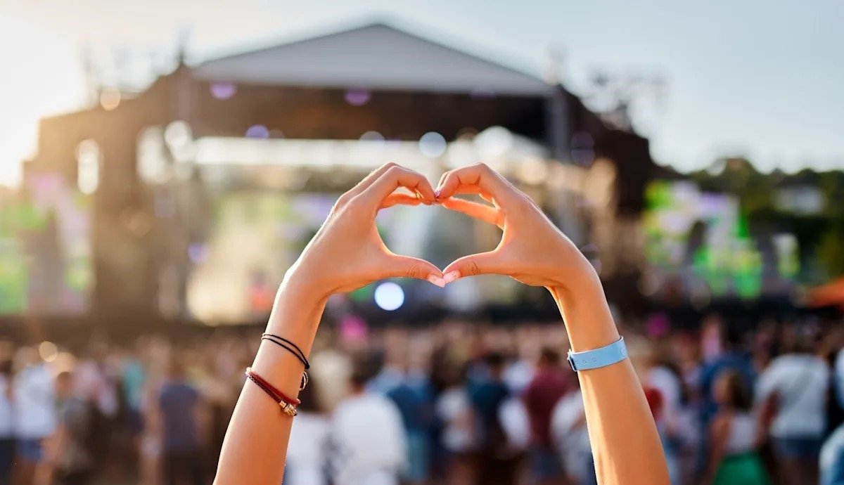 Как не стать жертвой мошенников при покупке билетов на концерт