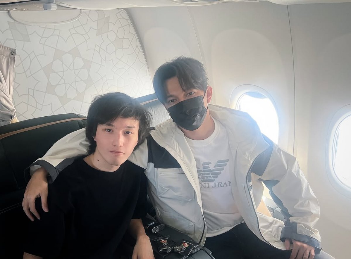 Димаш и Мансур Кудайбергены улетели в Будапешт