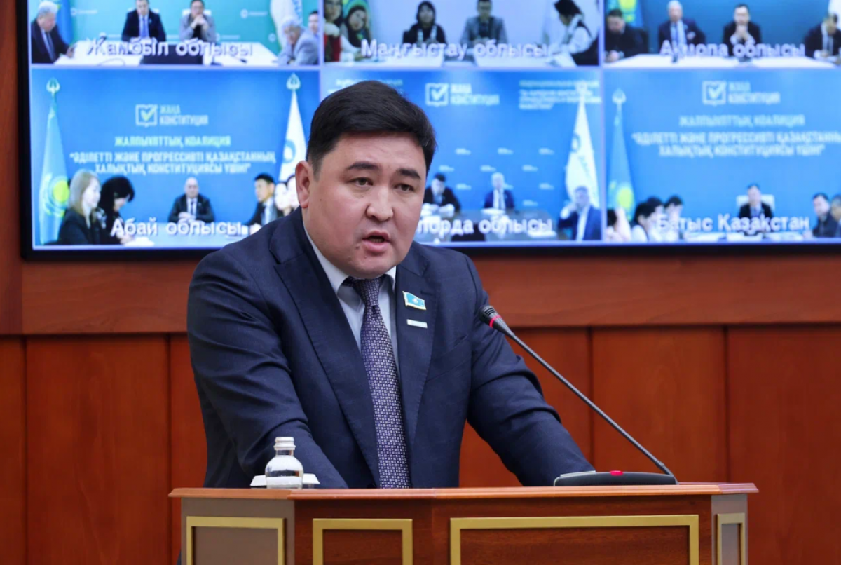 Деятельность "советов биев" и других организаций со словом "бии" в названии могут проверить в Казахстане