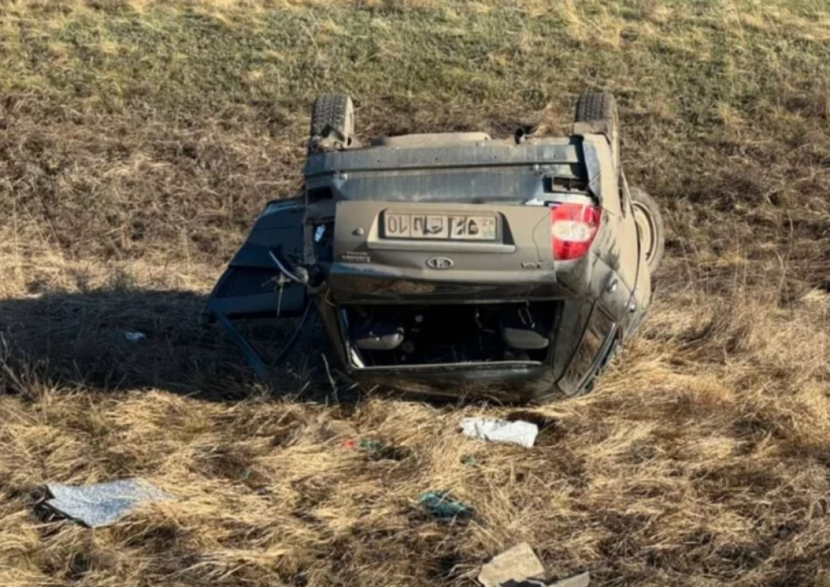 Юный водитель стал виновником ДТП на трассе в Костанайской области