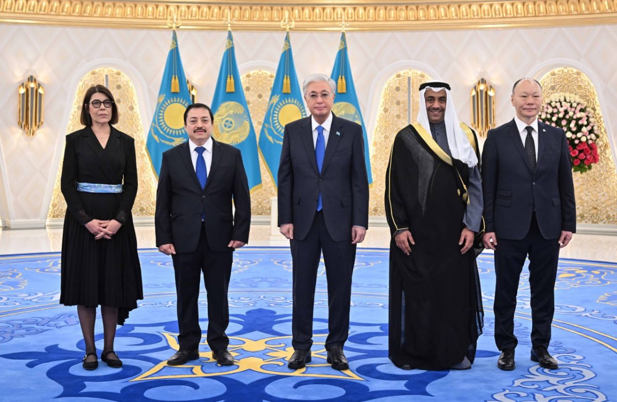 Токаев принял верительные грамоты послов четырех стран