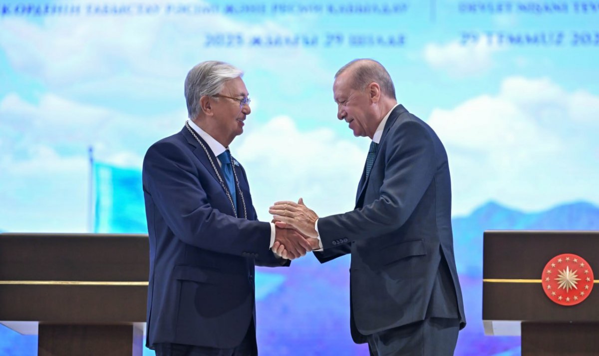 Токаев посетит Турцию с рабочим визитом