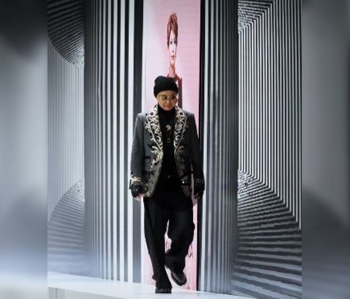 Dolce & Gabbana, подвинься: Турсен Алагузов засветился на показе Kazakhstan Fashion Week (ВИДЕО)