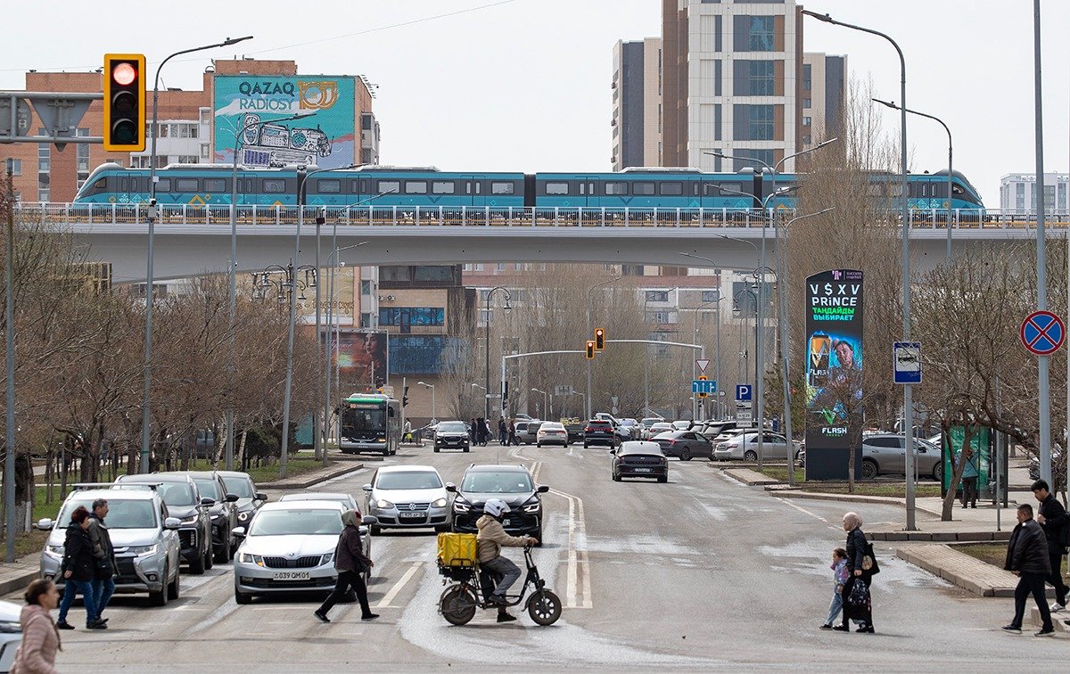 Четыре автобуса изменили маршруты в Астане