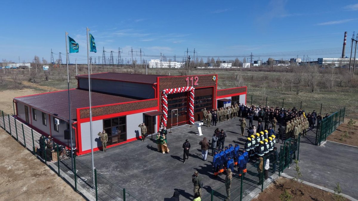 Глава МЧС открыл новый пожарный пост в поселке Солнечный