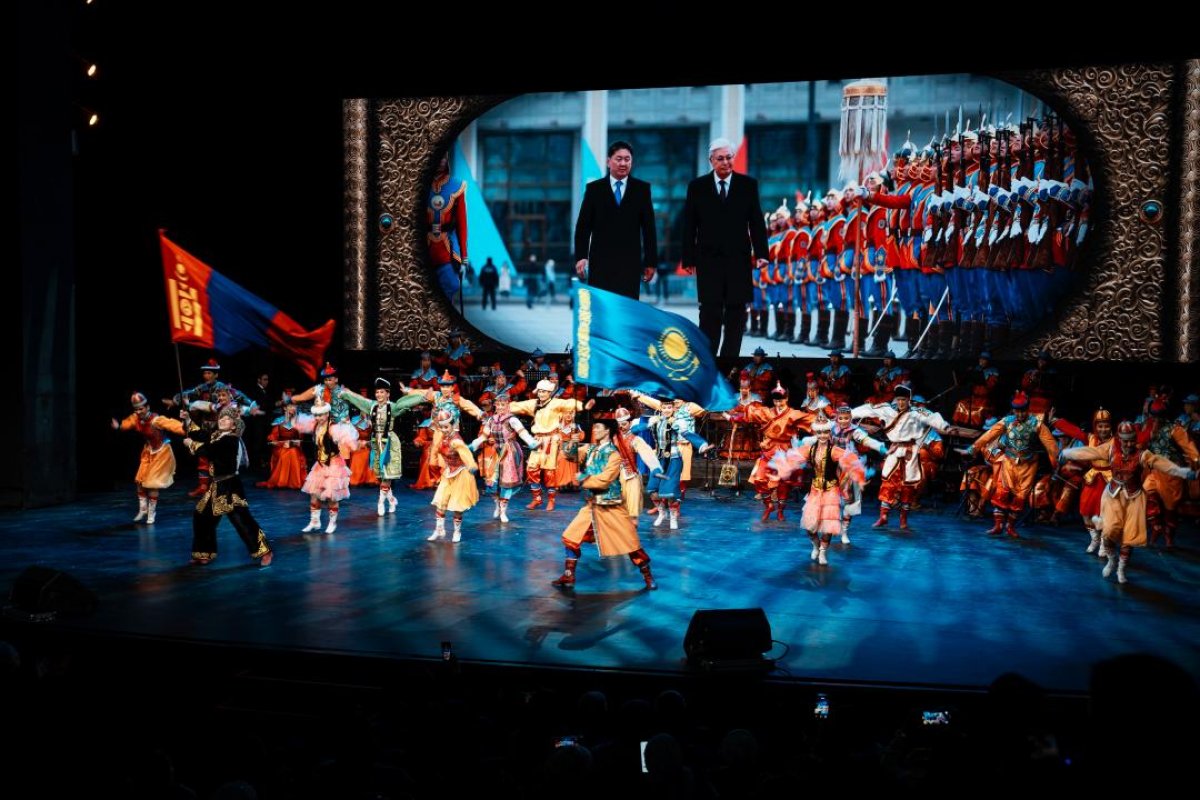 Грандиозный концерт монгольских артистов прошел в Астане