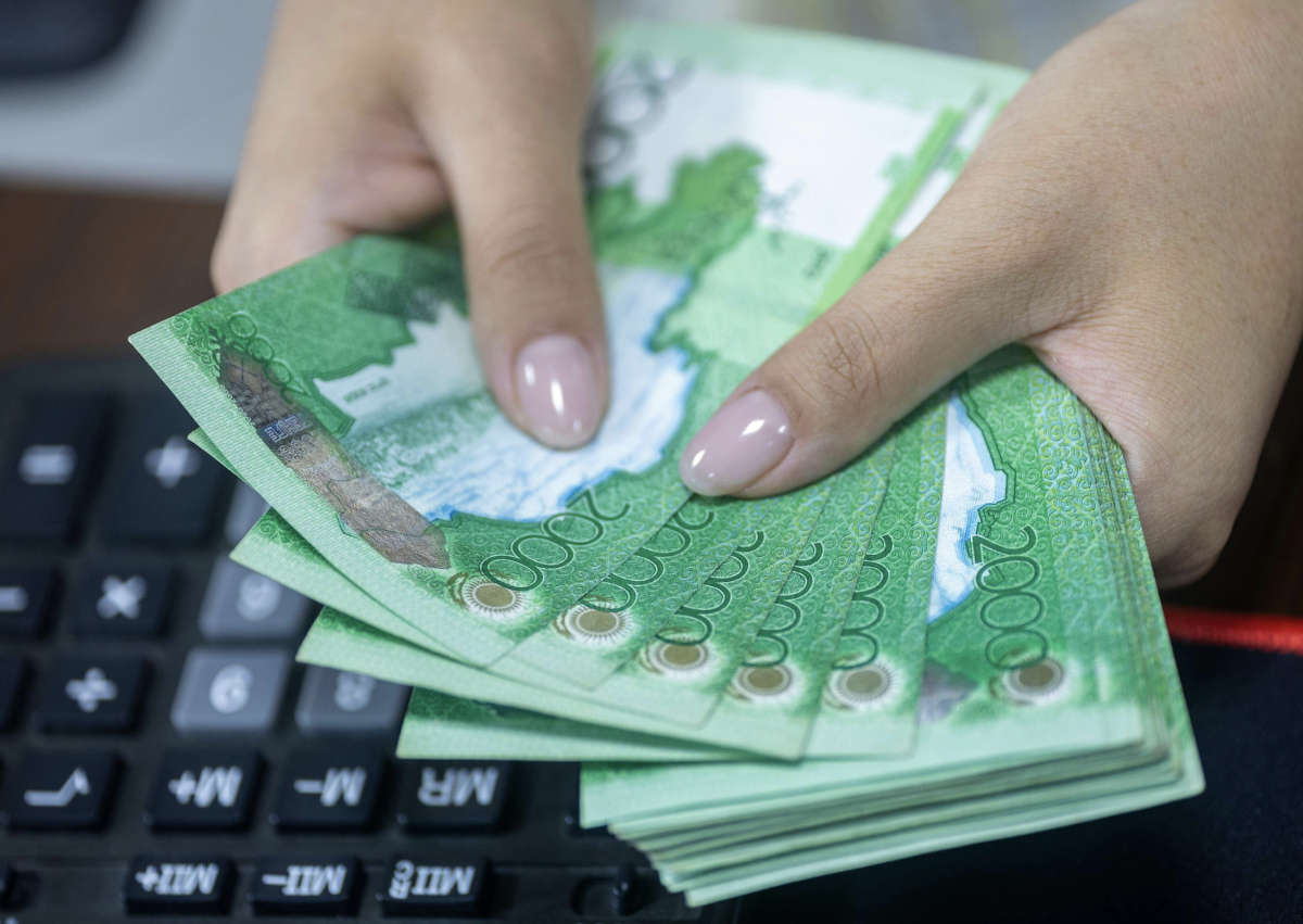 За недостроенные электросети подрядчик незаконно получил 108 млн тенге на юге Казахстана