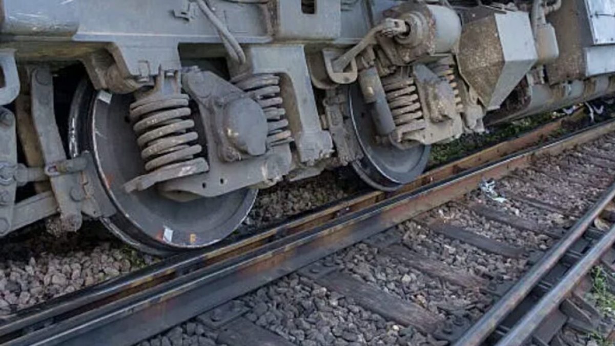 Два пассажирских поезда столкнулись в Дании: пострадали десятки человек