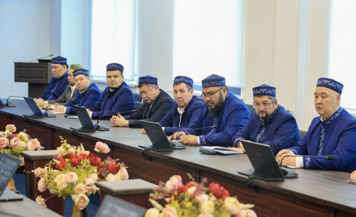 ИИ-имам появится в Казахстане: нейросеть ответит на вопросы верующих