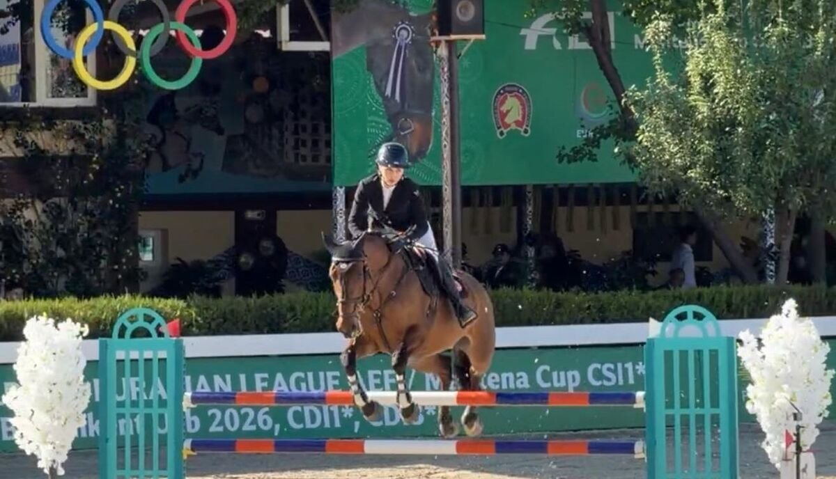 Казахстанские всадники взяли золото и весь пьедестал в Ташкенте