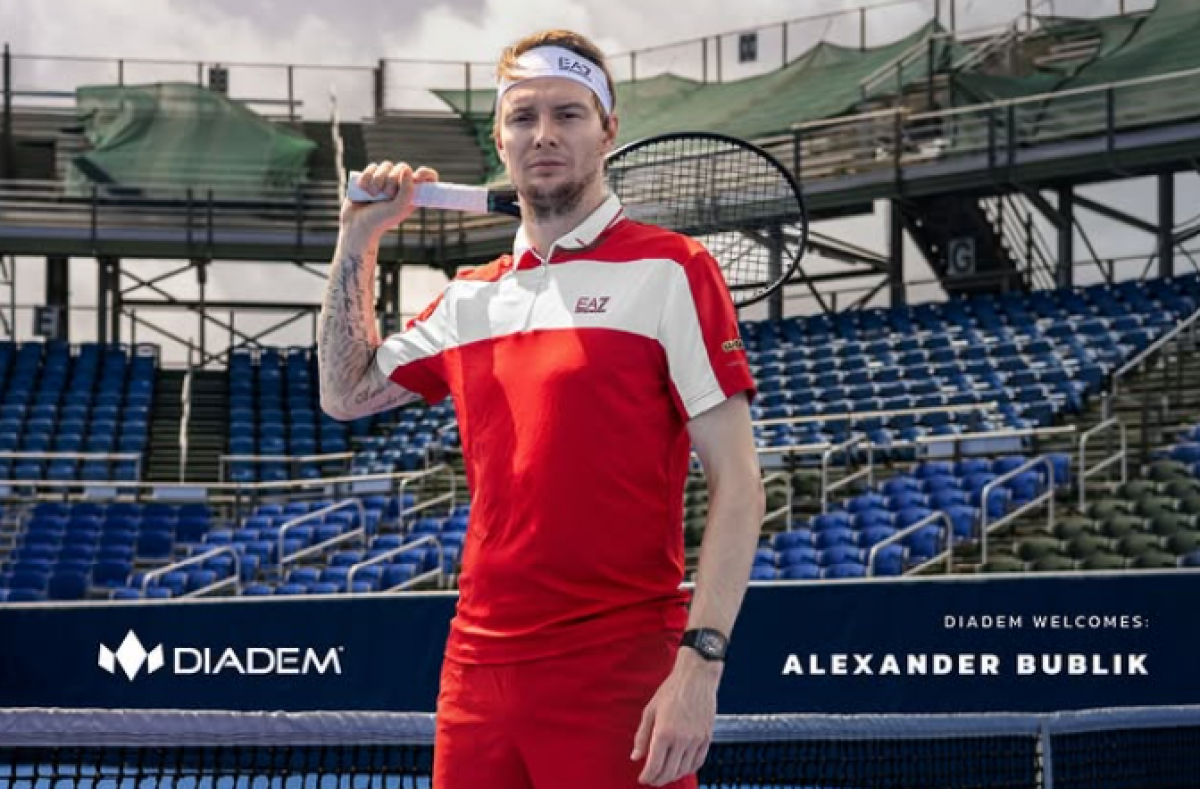 Бублик выходит на топ-матч в Мадриде