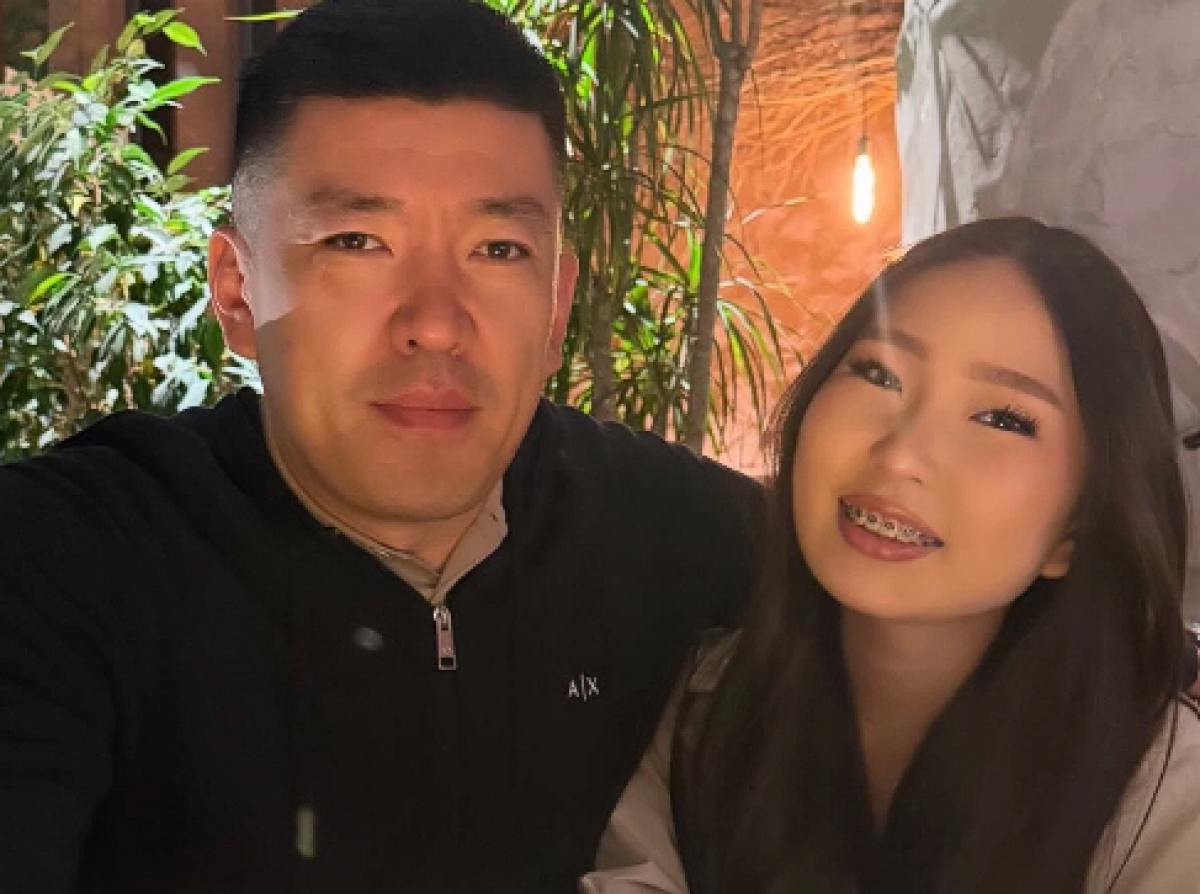 Похожа на маму: Мейржан Туребаев показал свою дочь (ВИДЕО)