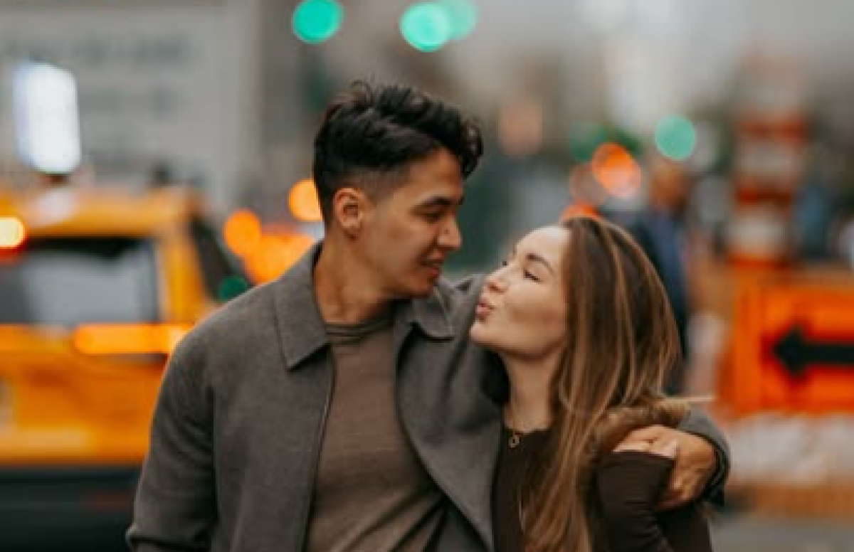 Жанабыловы отреагировали на приговор суда: блогеров встретили дома родные