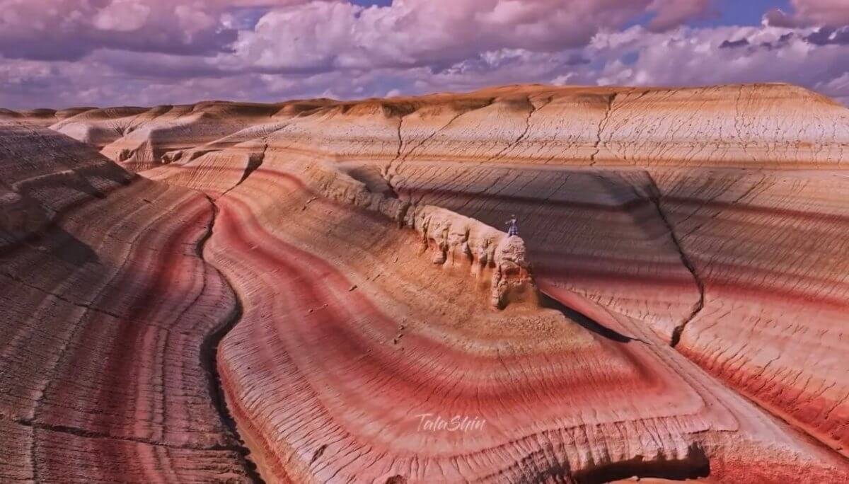 Водителей внедорожников наказали после видео из урочища Кызылкуп в Мангистау (ВИДЕО)