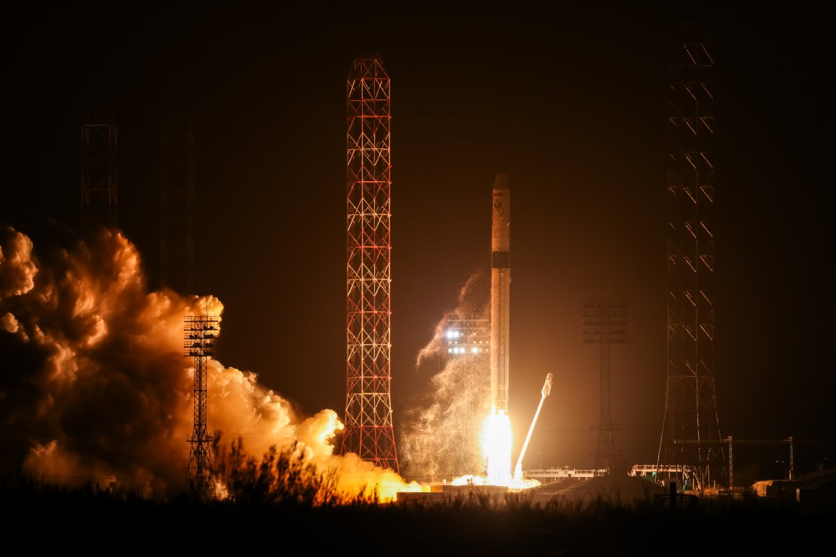 На космодроме Байконур состоялся первый пуск ракеты "Союз-5/Сункар"