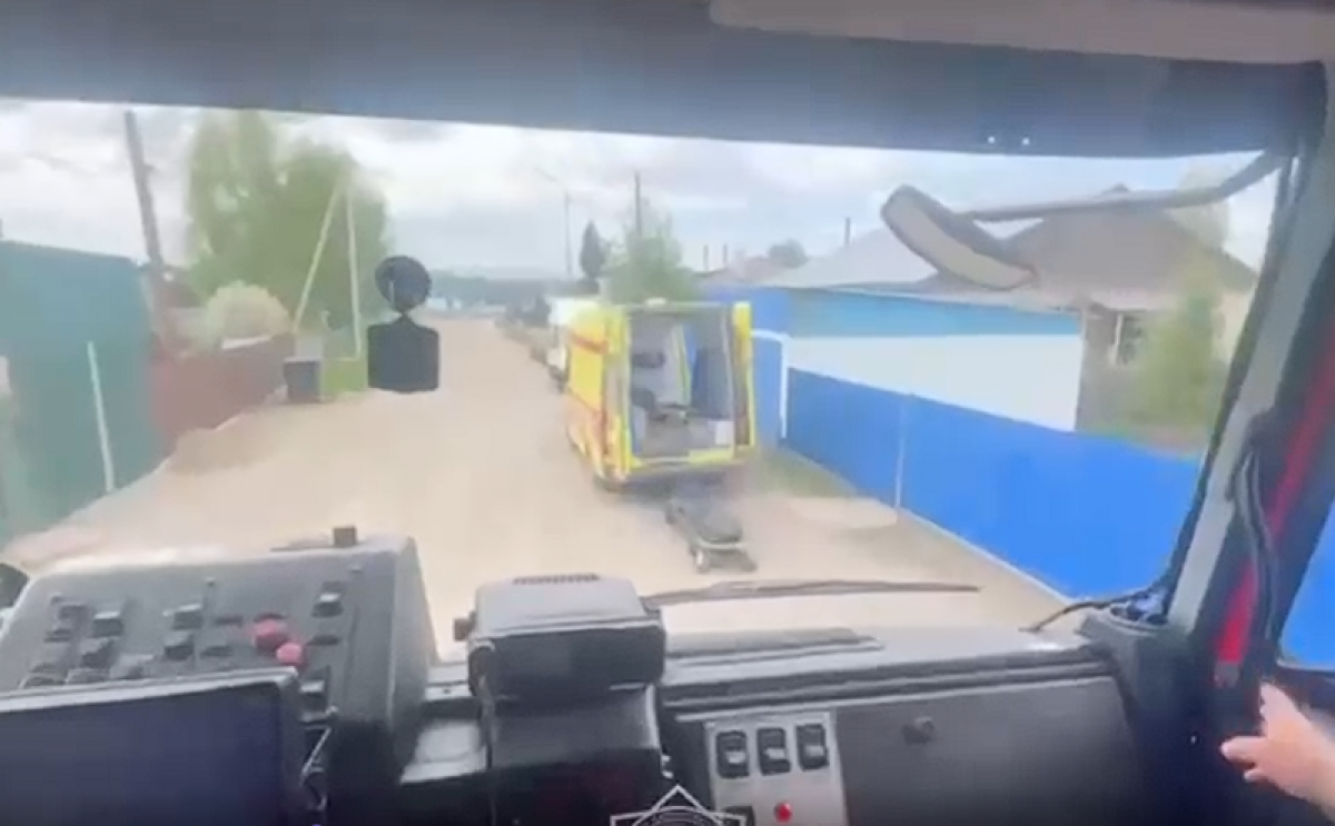 Ногу мужчины зажало в мотоблоке в ВКО