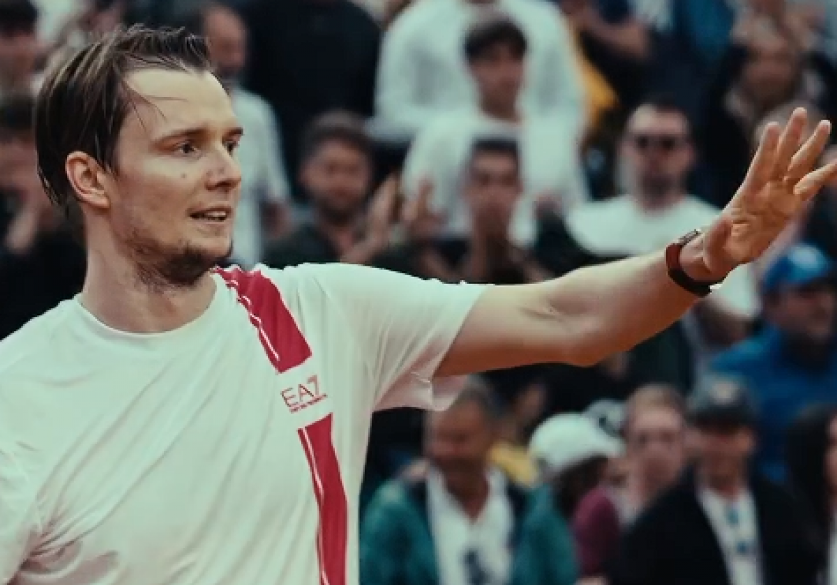Бублик ворвался в топ-10 ATP
