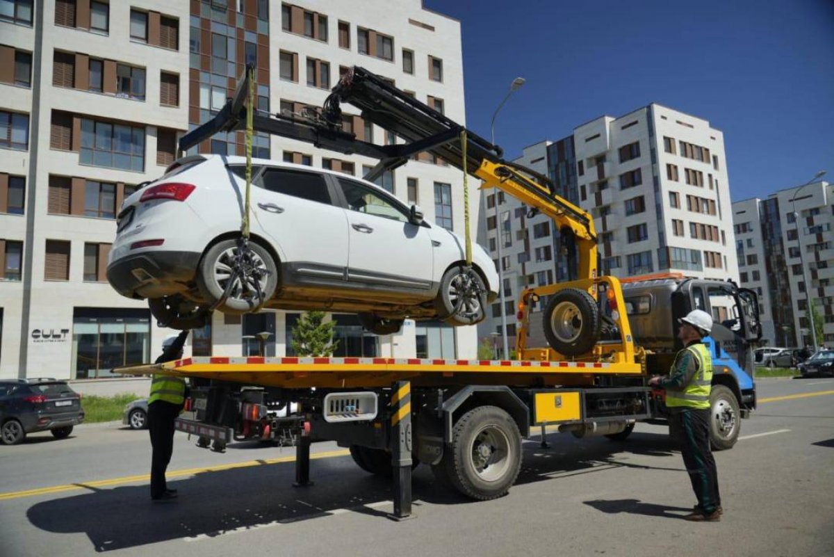 Новые мобильные комплексы начнут вычислять неправильно припаркованные автомобили в Астане