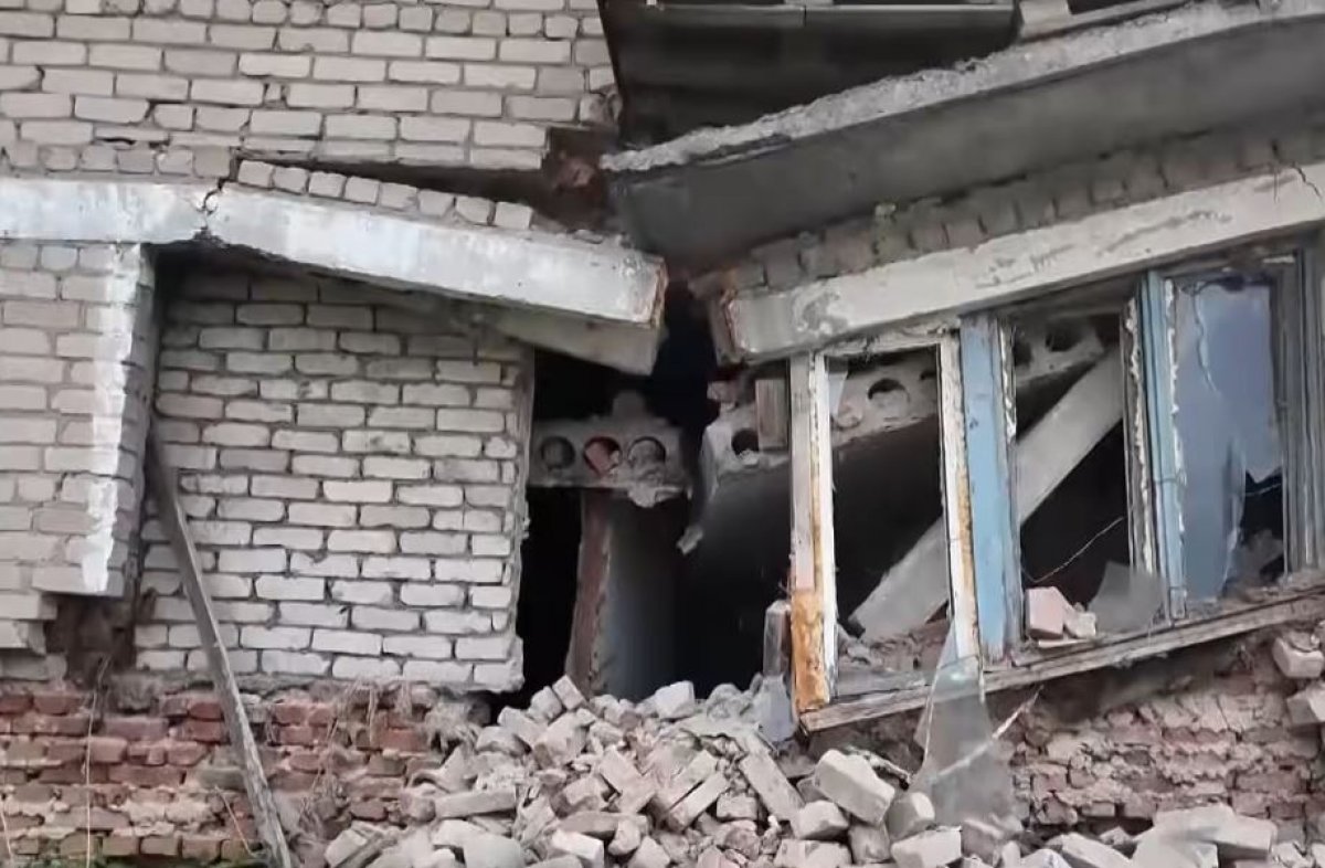 Часть дома обвалилась в СКО (ВИДЕО)