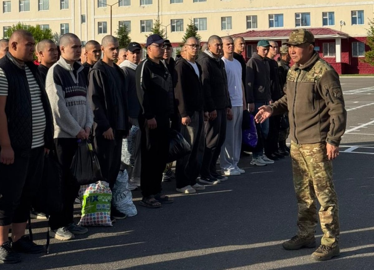 Первая партия новобранцев прибыла в столичную воинскую часть Нацгвардии МВД РК