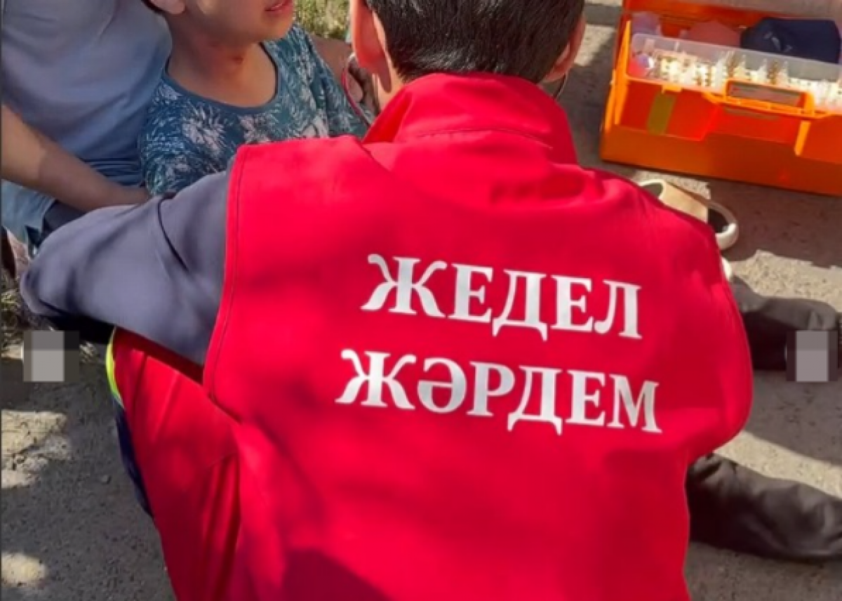 Подросток на велосипеде получил удар током в Атырау (ВИДЕО)