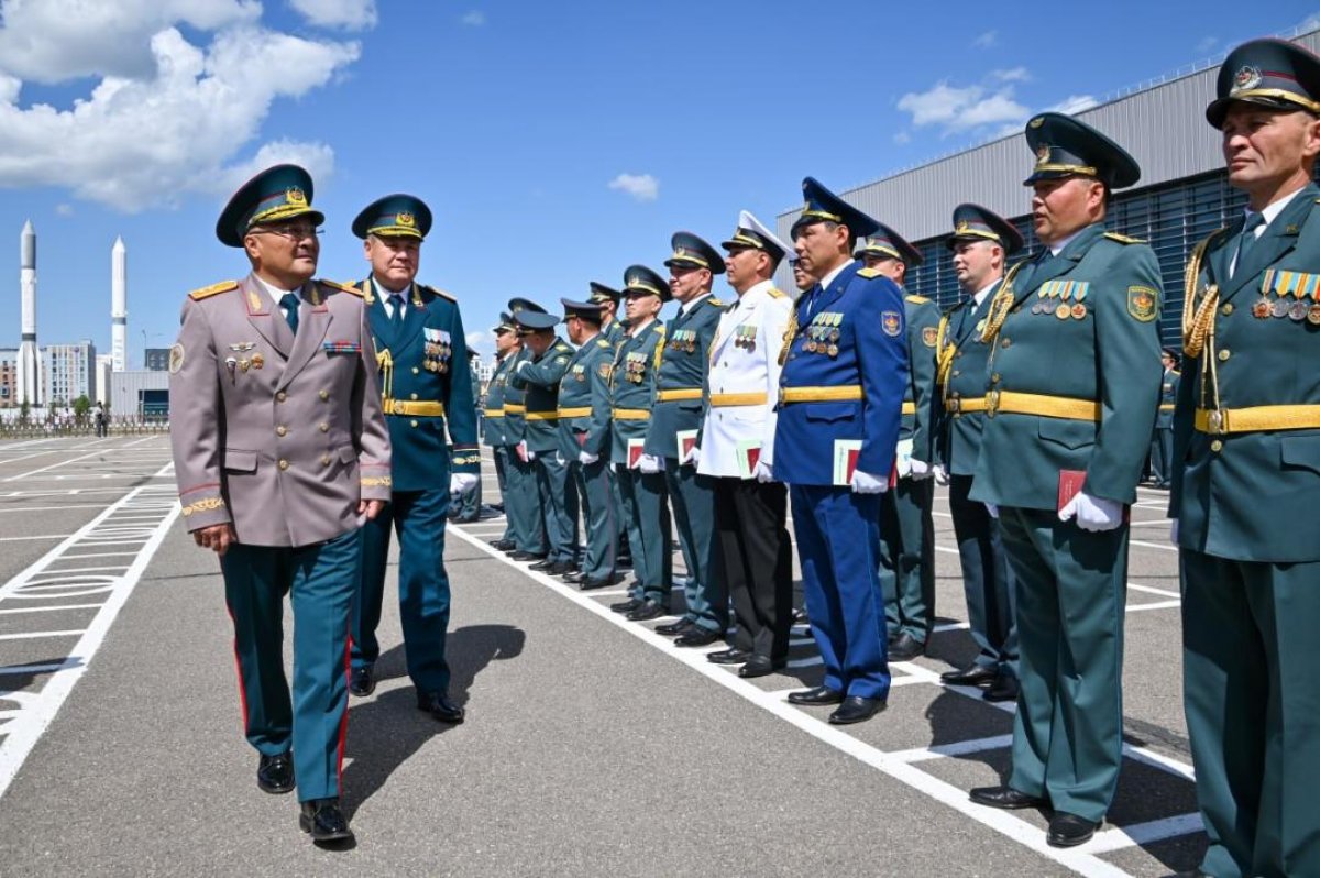 161 выпускник получил дипломы магистров Национального университета обороны