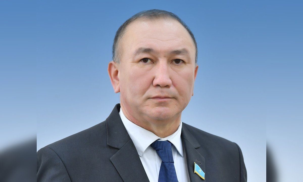 Сила закона и смысл служения