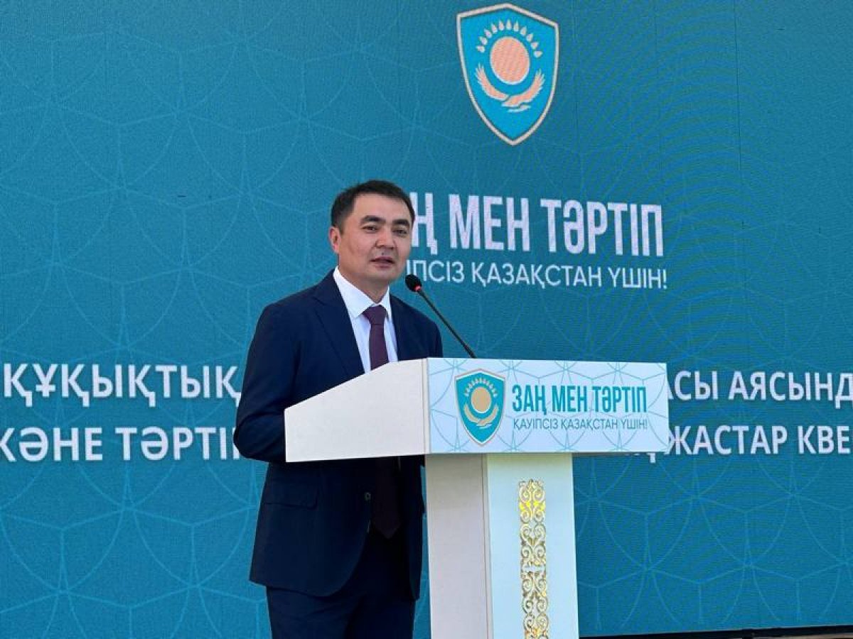 Молодежь Карагандинской области познакомили с работой полиции, спасателей и медиков
