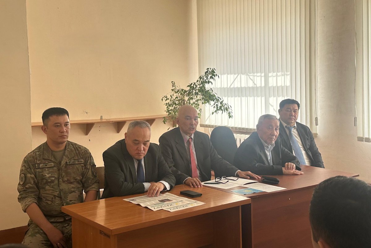 Правовое воспитание молодежи и ценности добропорядочности обсудили в Нацгвардии