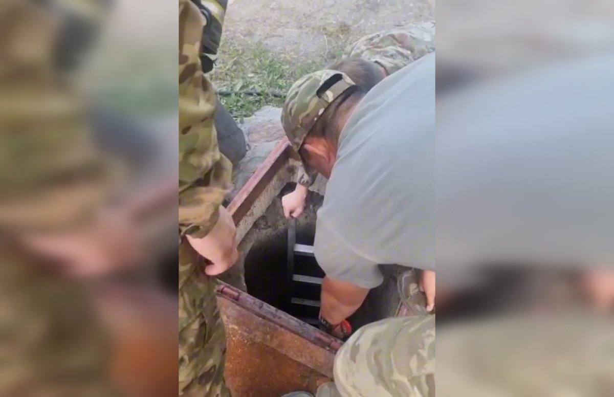 Двое мужчин упали в колодец во время работ в Карагандинской области (ВИДЕО)