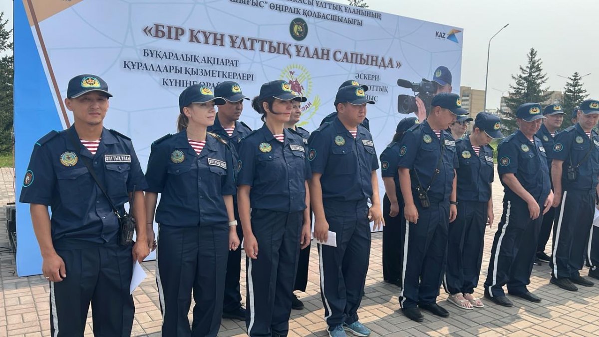 Журналисты в строю