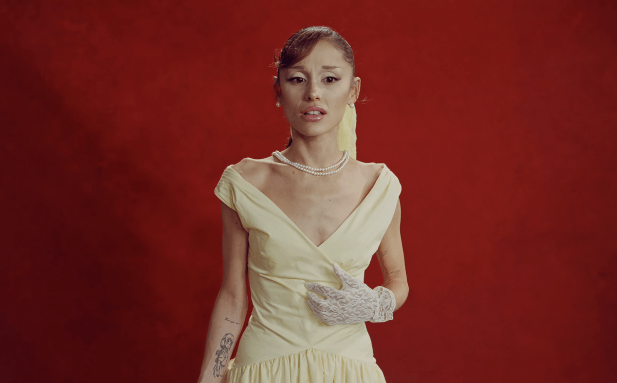 Ариана Гранде объявила о паузе в карьере из-за жесткой критики ее худобы