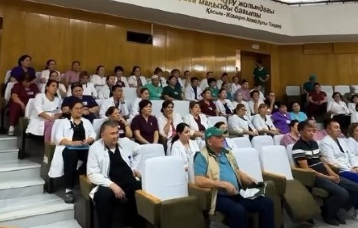 Кандидаты от партии "Ауыл" встретились с коллективом медицинского центра в Кызылорде