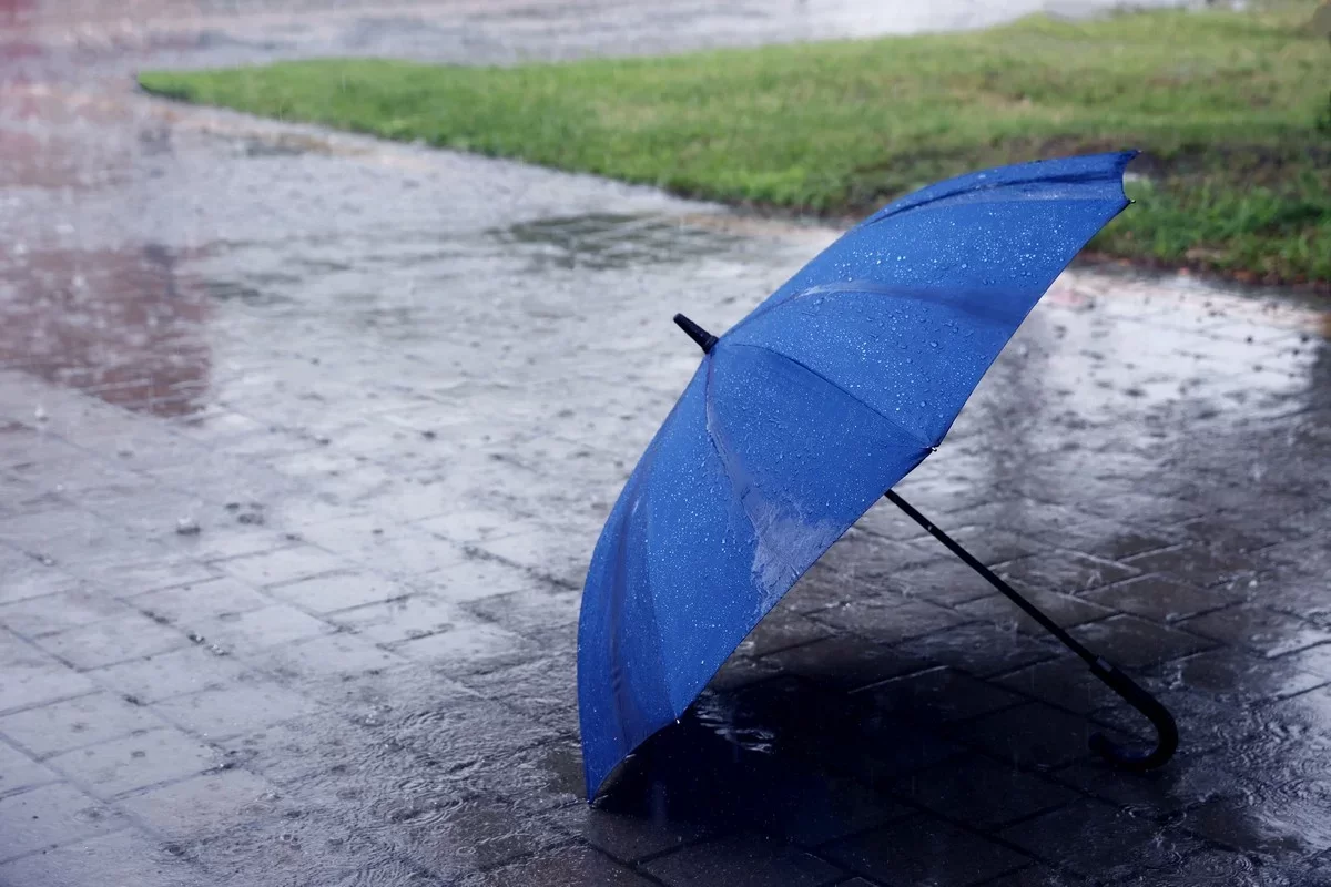 Не забудьте зонт: Алматы накроют дожди с грозами