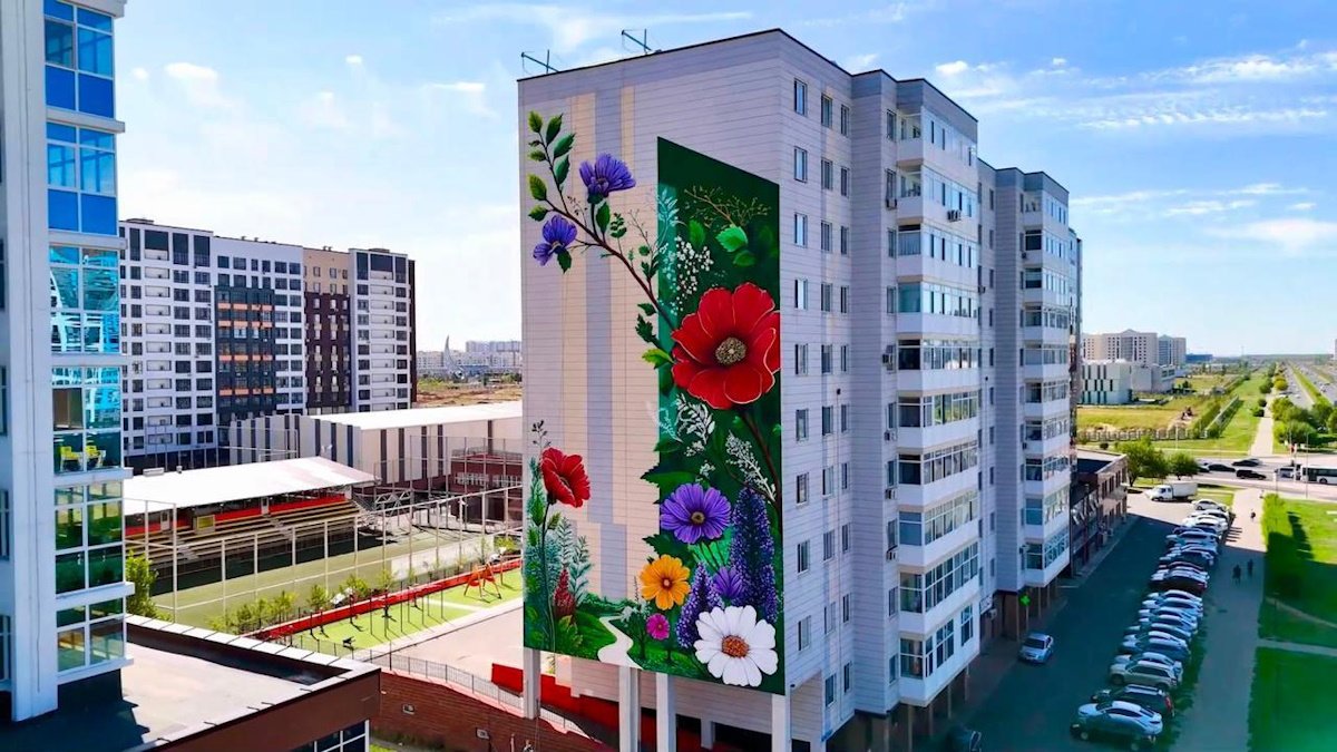 Новый мурал появился в Астане