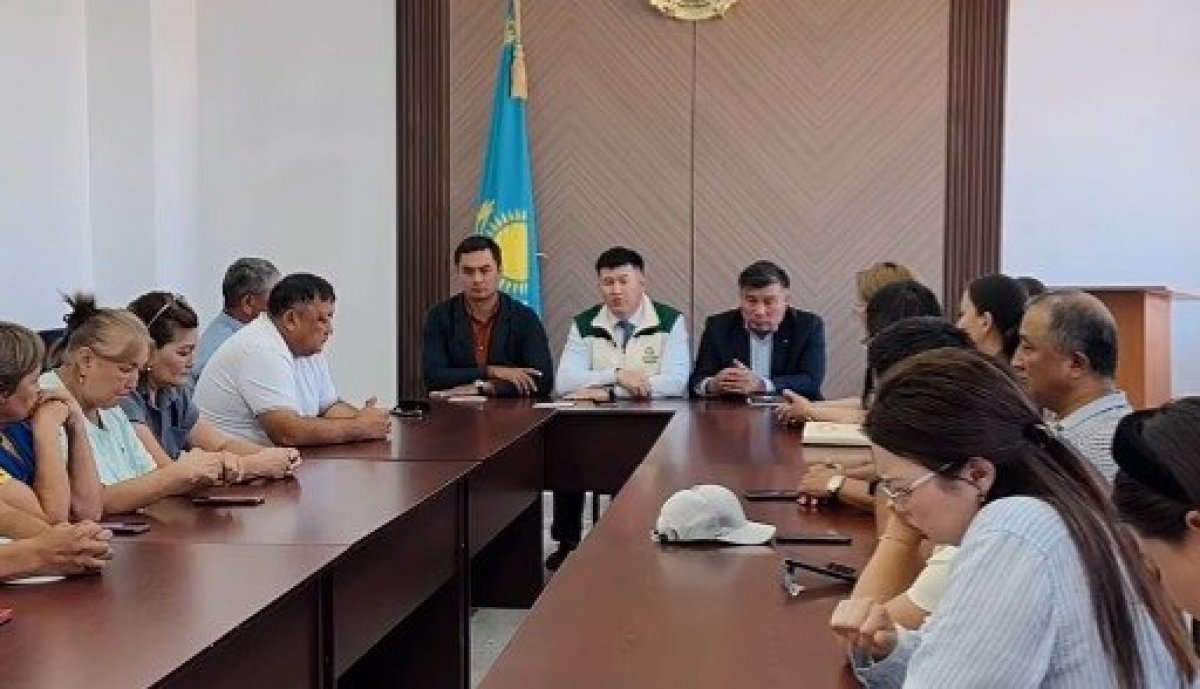 Развитие сельского образования обсудили в Каркаралы с партией "Ауыл"