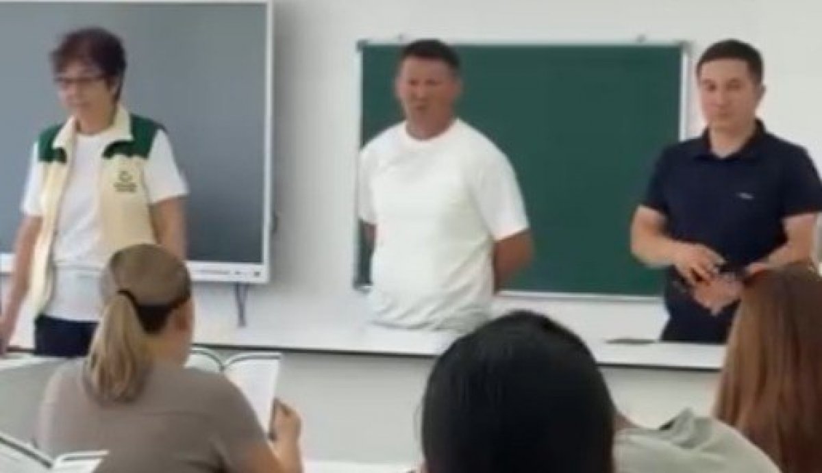 "Ауыл" провела встречу с педагогами и жителями села Переметное