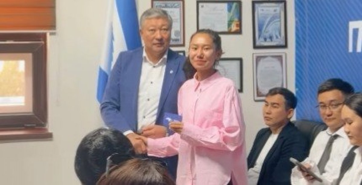 "Ак жол" встретили новоприбывших членов партии в Астане