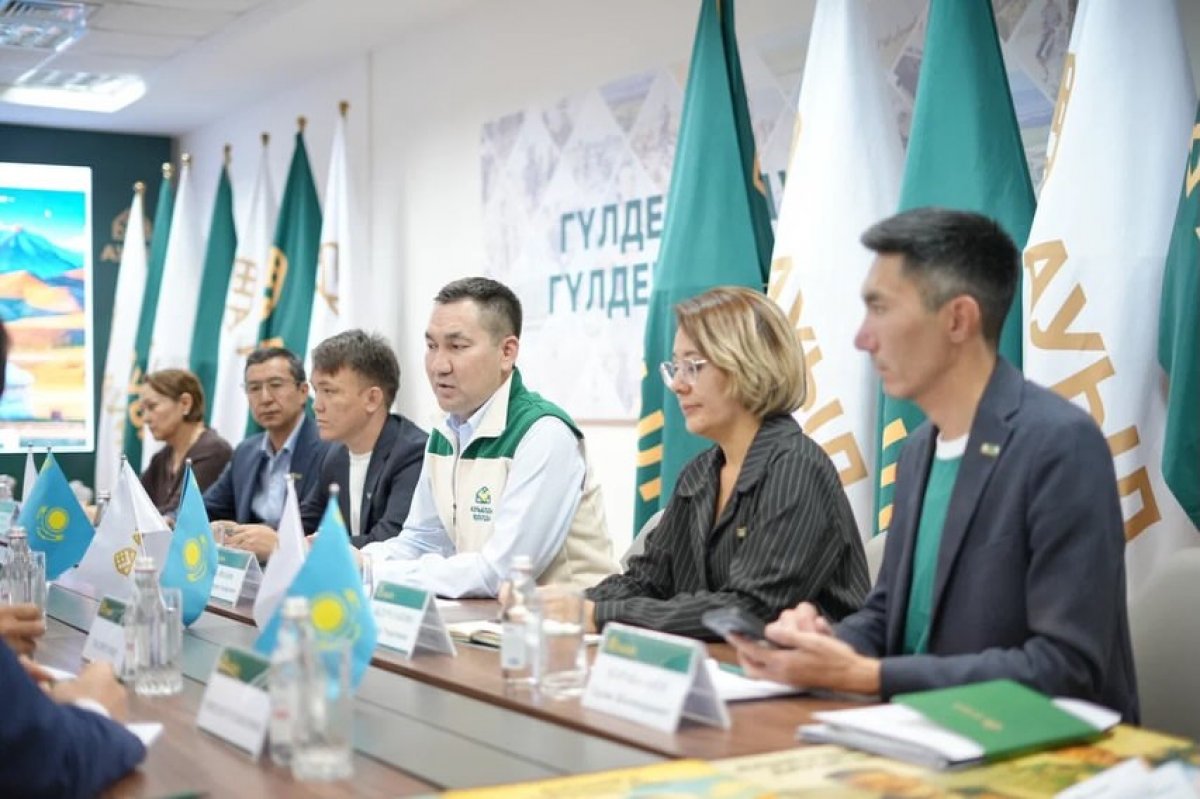 Делегация ТЮРКПА обсудила с "Ауыл" ход предвыборной кампании