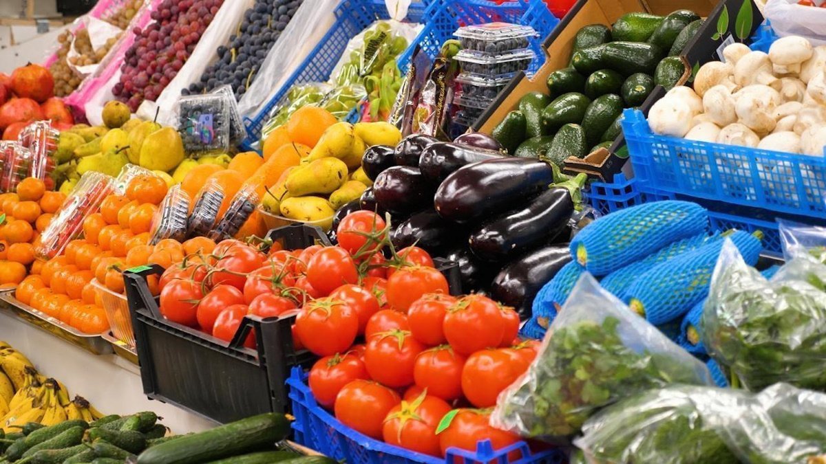 Август принес снижение цен на социальные продукты в Казахстане